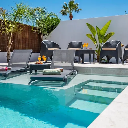 Villa In Albufeira Near Praia D Oura Beach فيلة