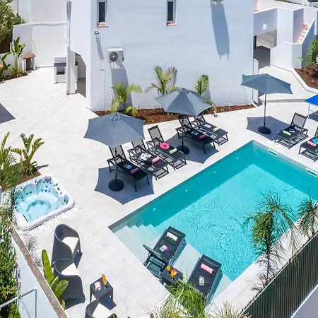 Villa In Albufeira Near Praia D Oura Beach * البوفيرا