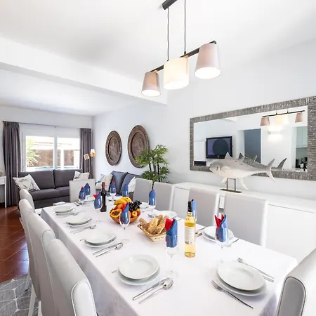 Villa In Albufeira Near Praia D Oura Beach Vila