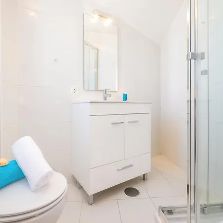 Vila Villa In Albufeira Near Praia D Oura Beach *